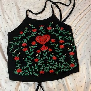 Herencia crop top with open back